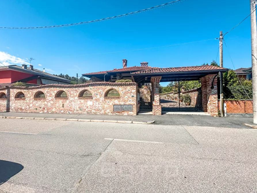 Immagine 8 di Villa in vendita  in Via Cossato, 44/a a Gattinara