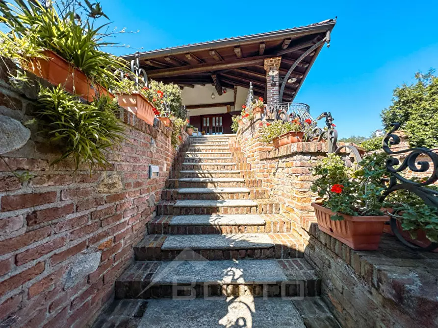 Immagine 10 di Villa in vendita  in Via Cossato, 44/a a Gattinara