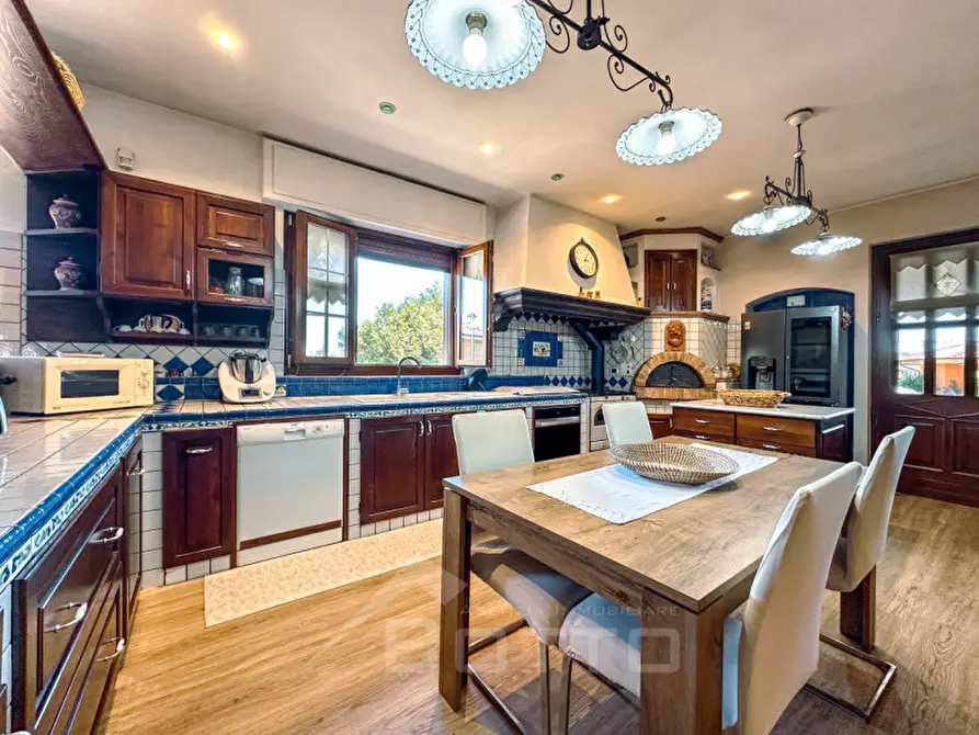 Immagine 27 di Villa in vendita  in Via Cossato, 44/a a Gattinara