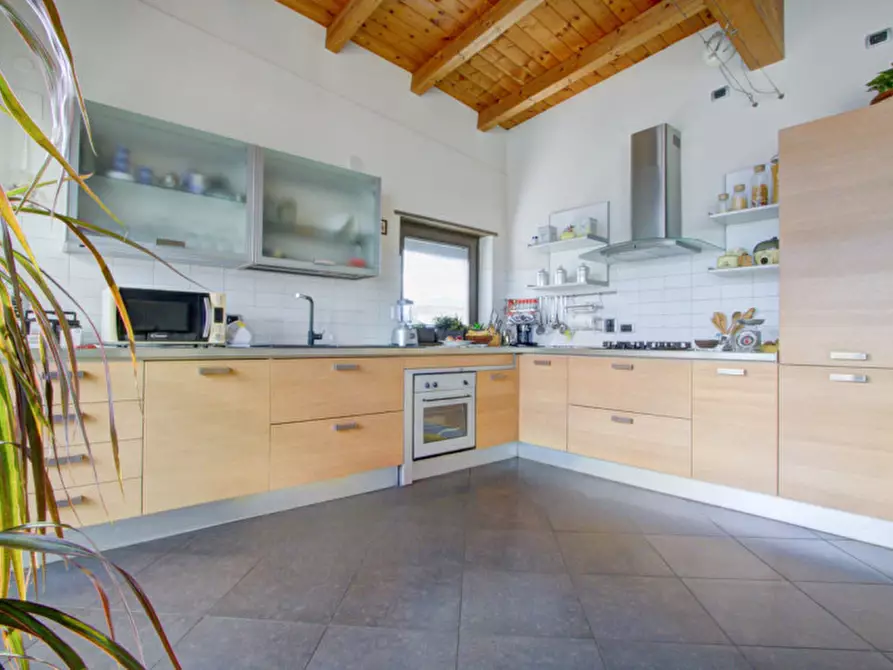 Immagine 10 di Attico in vendita  in Via del Dos 7 a Trento