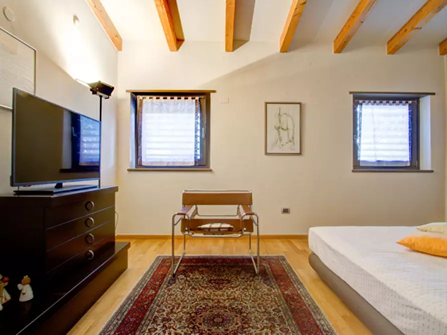 Immagine 15 di Attico in vendita  in Via del Dos 7 a Trento