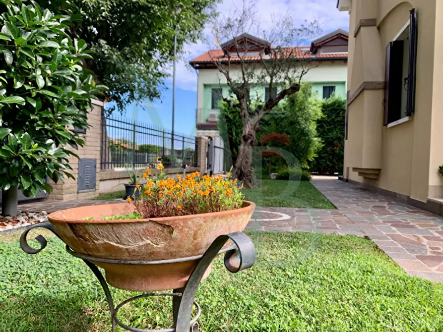 Immagine 1 di Casa indipendente in vendita  in Via Santo Stefano a Vigonza