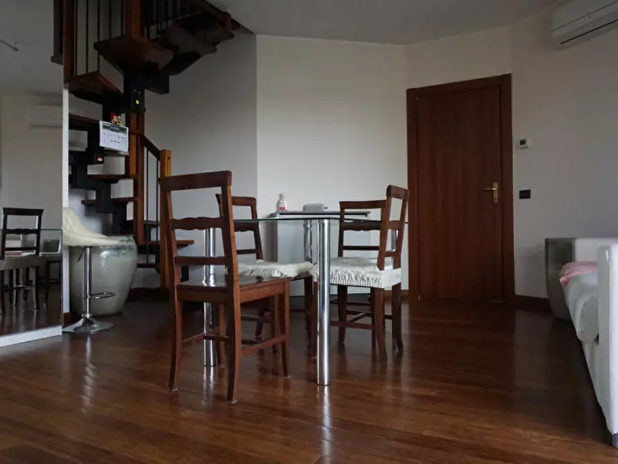 Immagine 12 di Appartamento in vendita  in Via Bertolotta, 9 a Sissa Trecasali