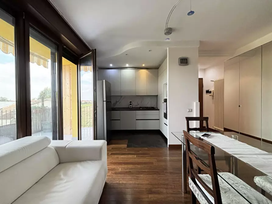 Immagine 15 di Appartamento in vendita  in Via Bertolotta, 9 a Sissa Trecasali