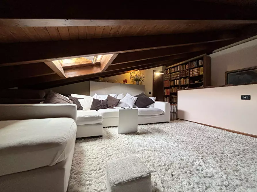 Immagine 33 di Appartamento in vendita  in Via Bertolotta, 9 a Sissa Trecasali