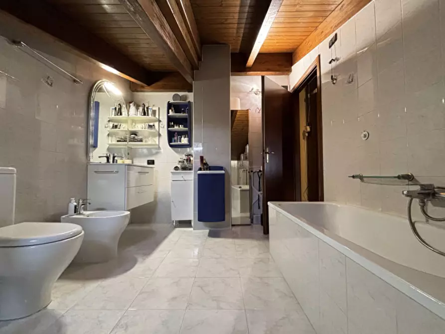 Immagine 41 di Appartamento in vendita  in Via Bertolotta, 9 a Sissa Trecasali