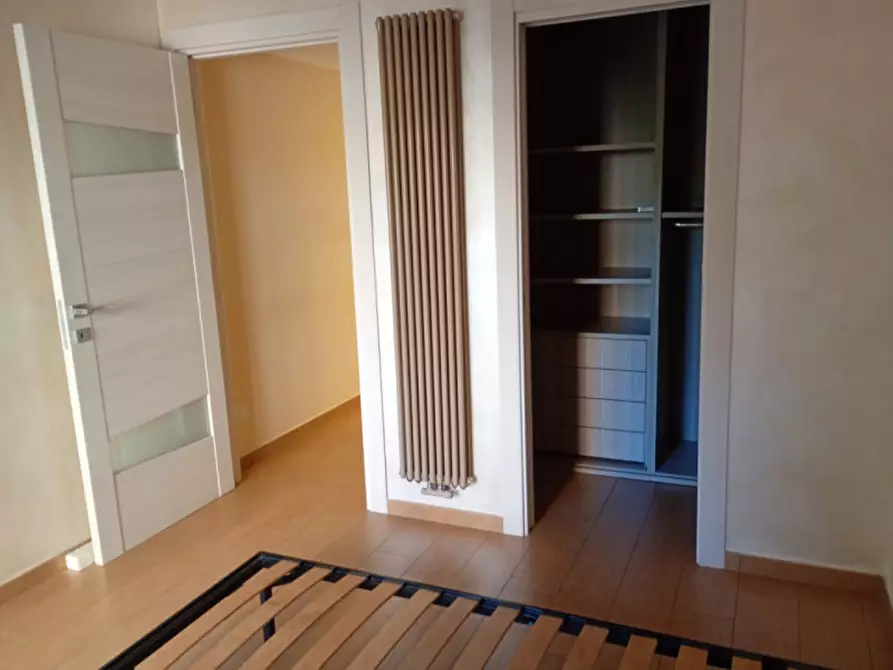 Immagine 9 di Camera in affitto  in Via Emilio Scaglione 21 a Napoli