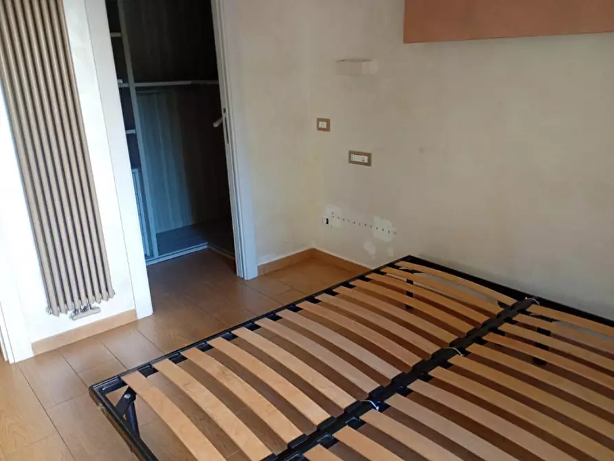 Immagine 11 di Camera in affitto  in Via Emilio Scaglione 21 a Napoli