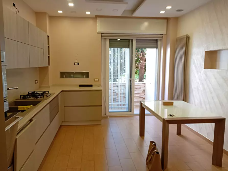 Immagine 38 di Camera in affitto  in Via Emilio Scaglione 21 a Napoli