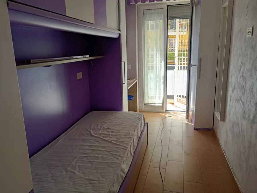 Immagine 39 di Camera in affitto  in Via Emilio Scaglione 21 a Napoli