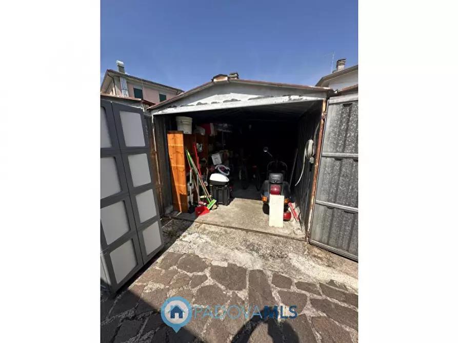 Immagine 43 di Casa bifamiliare in vendita  in VIA BRANDOLESE a Padova