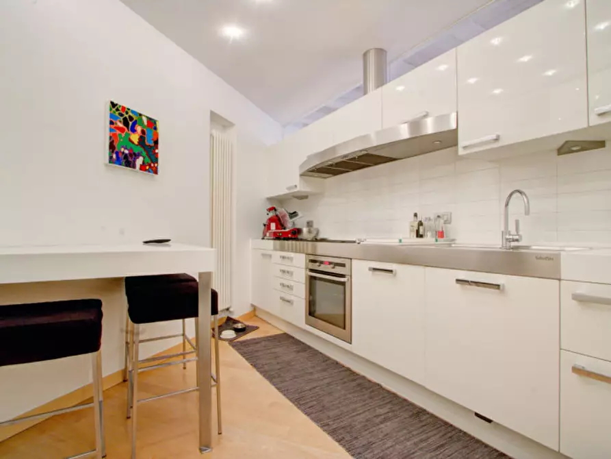 Immagine 12 di Appartamento in vendita  in Piazza Lodron 34 a Trento