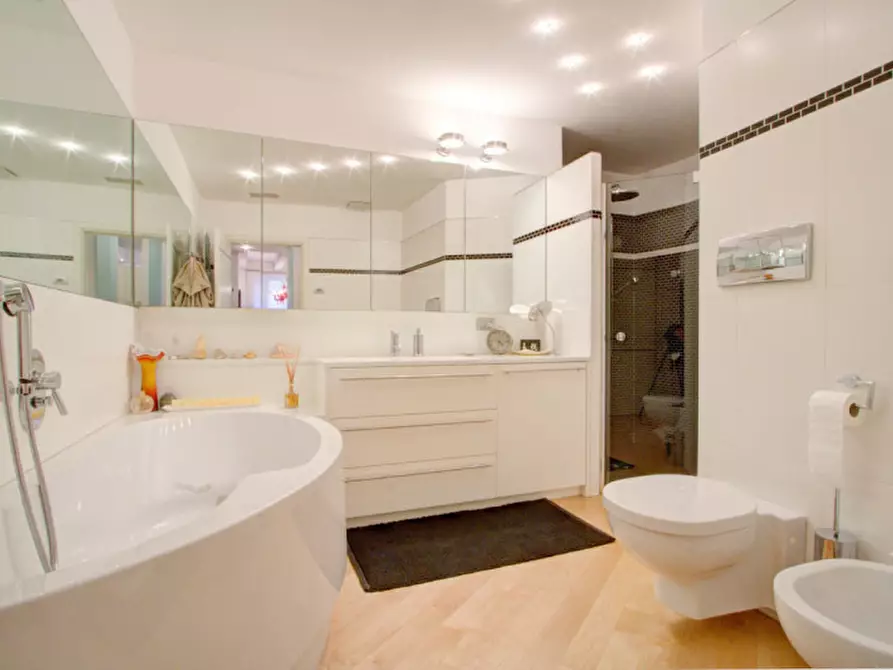 Immagine 24 di Appartamento in vendita  in Piazza Lodron 34 a Trento