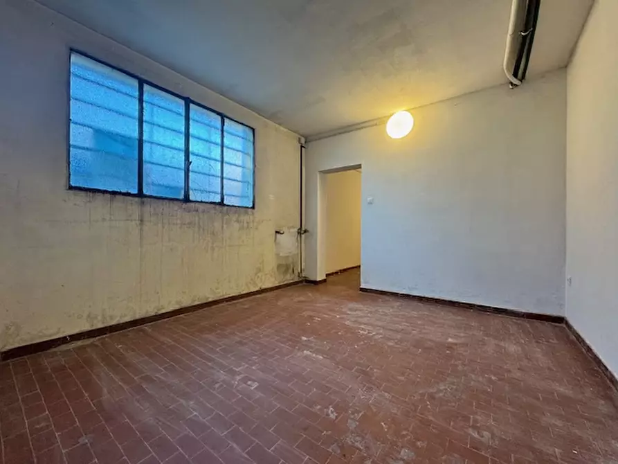 Immagine 14 di Laboratorio in affitto  in Via Pontevigodarzere a Padova