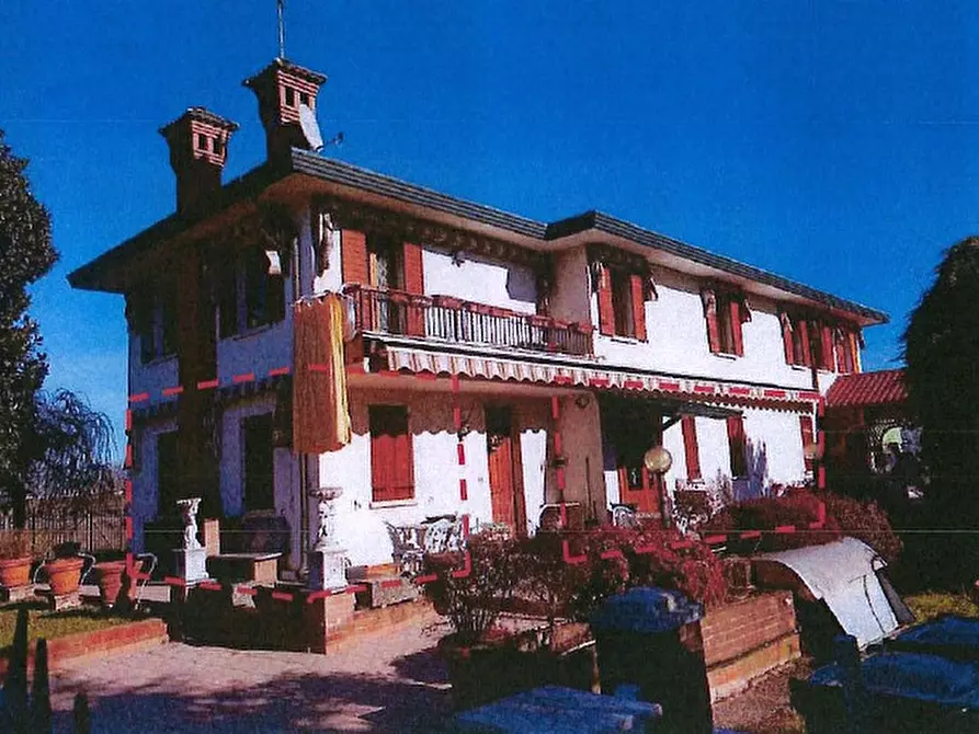 Immagine 1 di Appartamento in vendita  in Via Uve Bianche, 16 a Mira