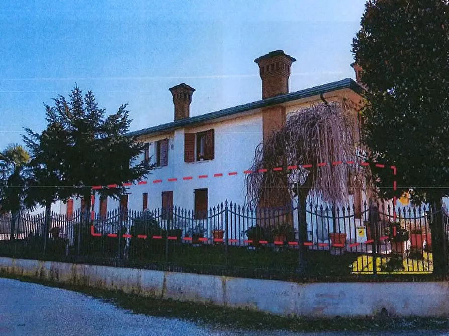 Immagine 2 di Appartamento in vendita  in Via Uve Bianche, 16 a Mira