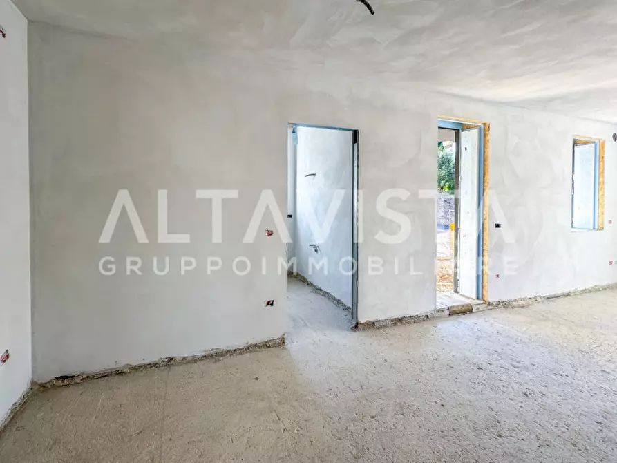 Immagine 2 di Appartamento in vendita  in Via Sant'Antonio a Polpenazze Del Garda