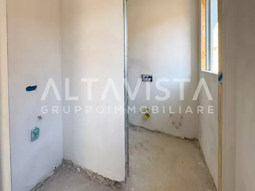 Immagine 3 di Appartamento in vendita  in Via Sant'Antonio a Polpenazze Del Garda