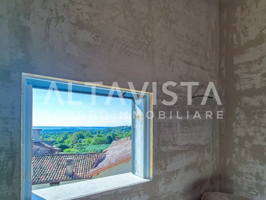 Immagine 19 di Appartamento in vendita  in Via Sant'Antonio a Polpenazze Del Garda