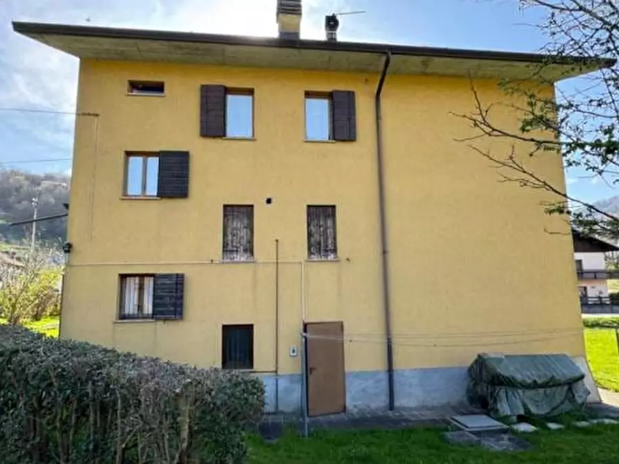 Immagine 2 di Appartamento in vendita  in Via Monte Cavallo, 47 a Alpago