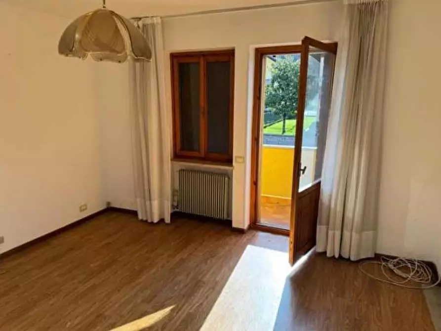 Immagine 5 di Appartamento in vendita  in Via Monte Cavallo, 47 a Alpago