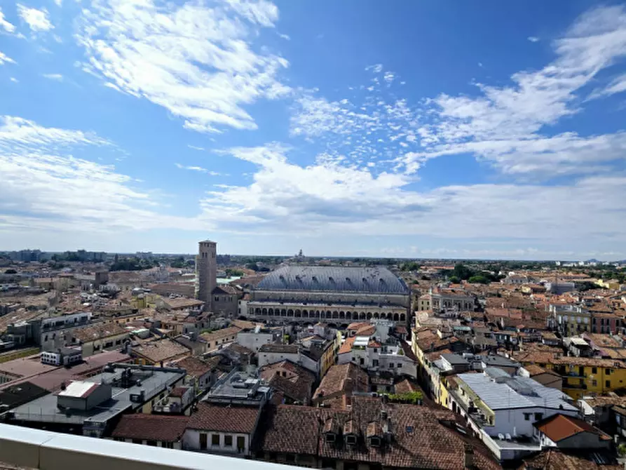 Immagine 17 di Appartamento in vendita  in via Aquileia a Padova