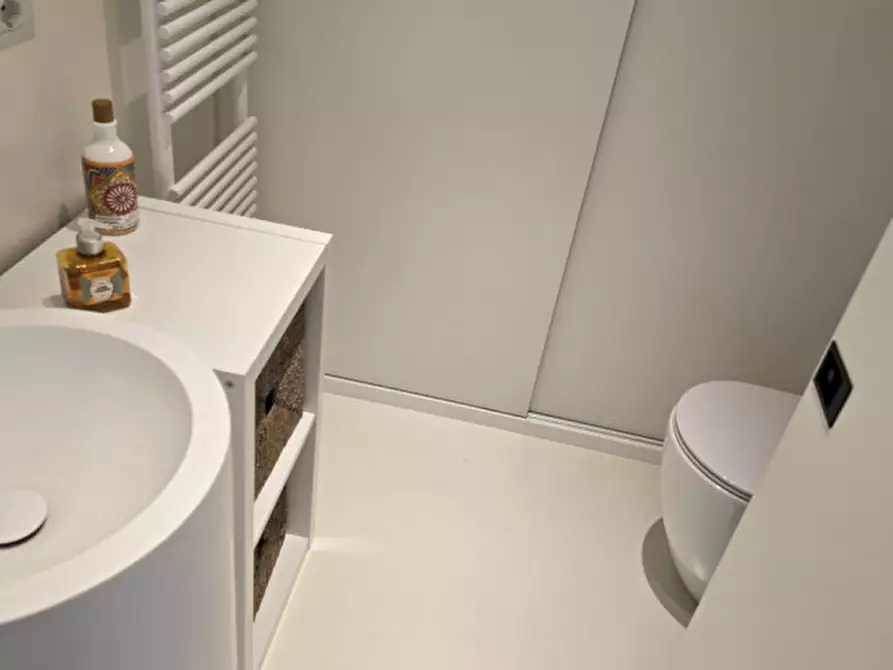 Immagine 18 di Appartamento in vendita  in via Aquileia a Padova