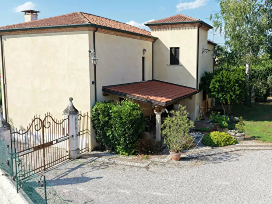 Immagine 54 di Casa indipendente in vendita  in via Arzarello a Borgo Veneto