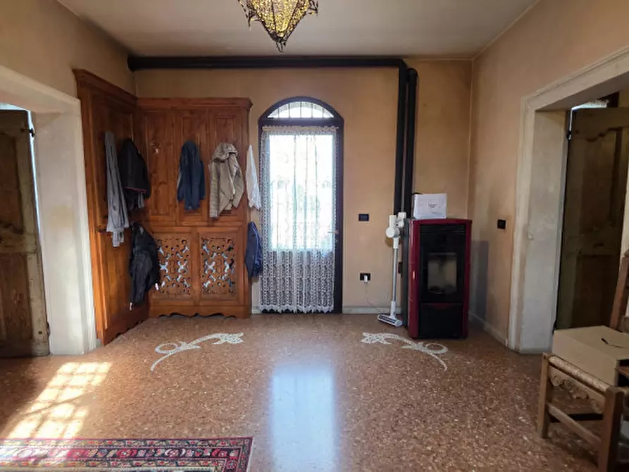 Immagine 11 di Casa indipendente in vendita  in via Arzarello a Borgo Veneto