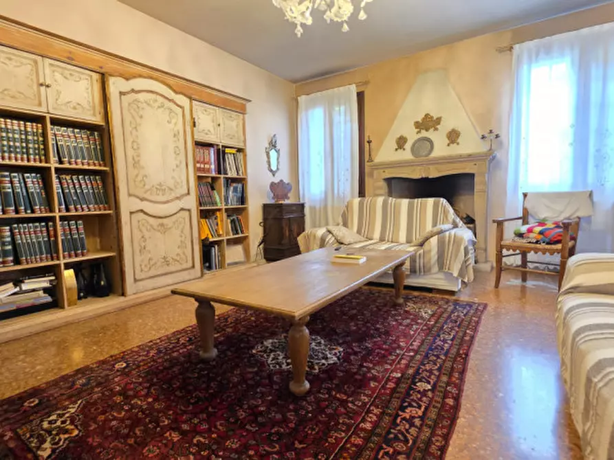 Immagine 13 di Casa indipendente in vendita  in via Arzarello a Borgo Veneto