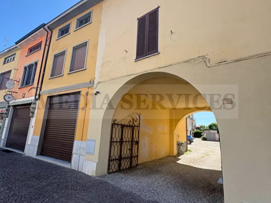 Immagine 3 di Villetta a schiera in vendita  in via Guglielmo Marconi n° 53 a Dorno