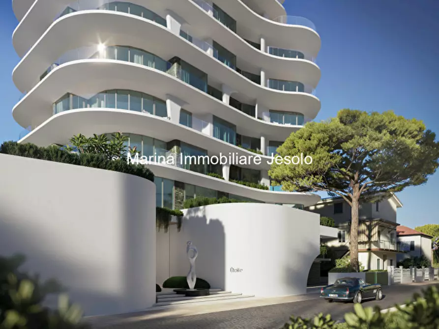 Immagine 3 di Appartamento in vendita  in Via Andrea Bafile a Jesolo