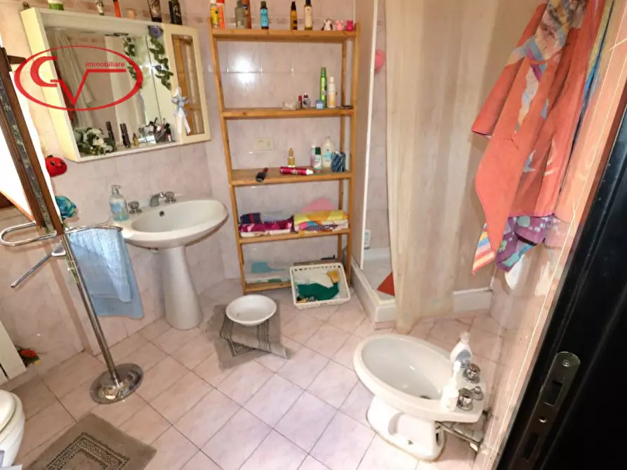 Immagine 16 di Appartamento in vendita  in Via Gorizia a Montevarchi