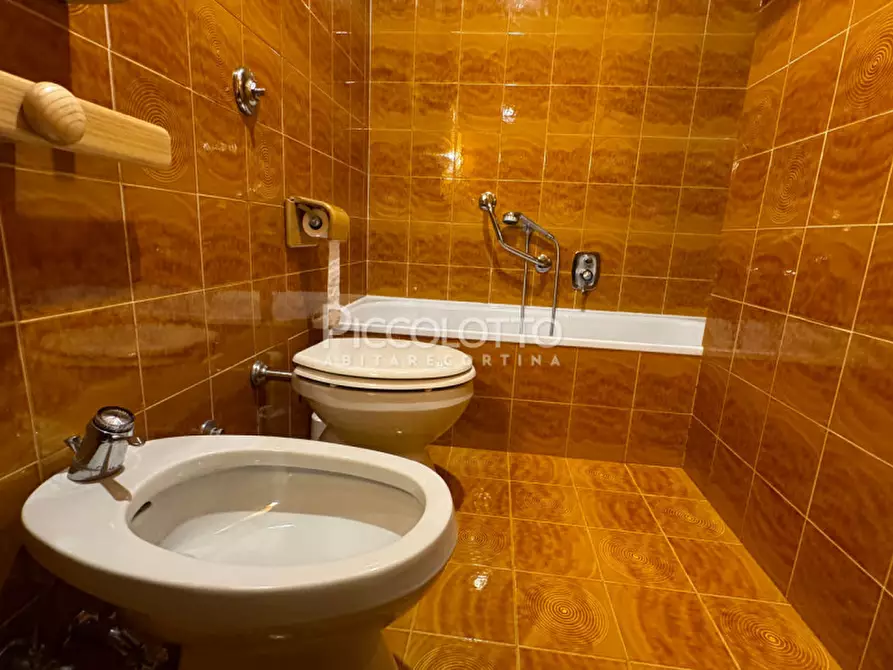 Immagine 17 di Appartamento in affitto  in Via Antonio Cantore a Cortina D'ampezzo
