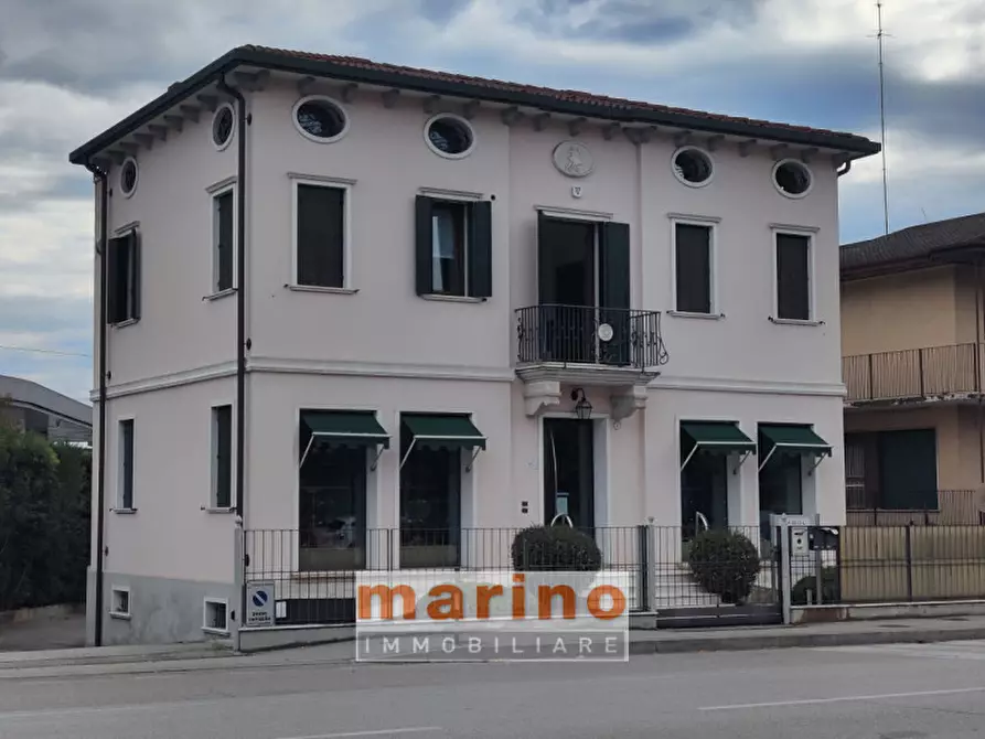 Immagine 4 di Negozio in affitto  in Via Domenico Turazza a Padova