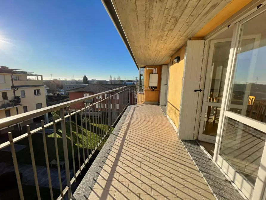 Immagine 4 di Appartamento in vendita  in VIA DANTE ALIGHIERI 21 A a Stezzano