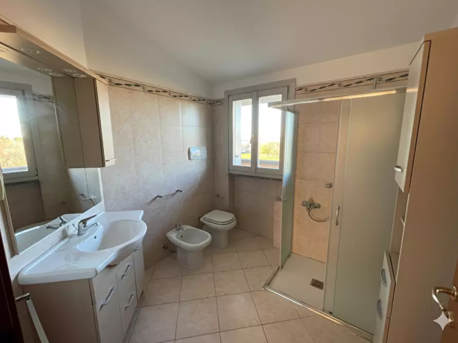 Immagine 11 di Appartamento in vendita  in VIA DANTE ALIGHIERI 21 A a Stezzano