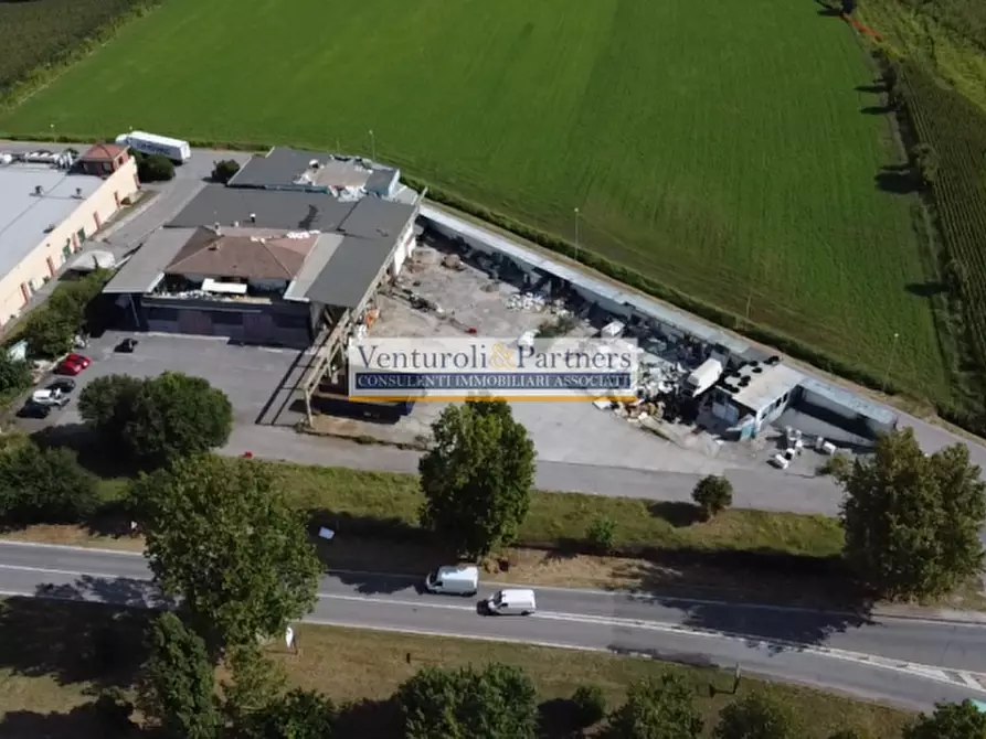 Immagine 14 di Capannone industriale in vendita  in Via Molini a Lonato del Garda