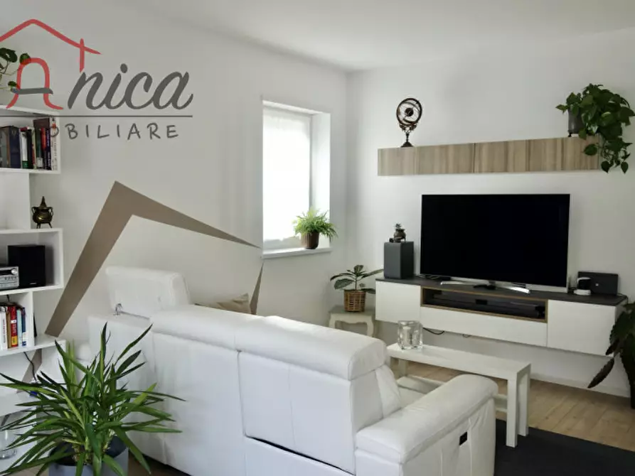 Immagine 1 di Appartamento in vendita  in Via B. Todesca a Trento