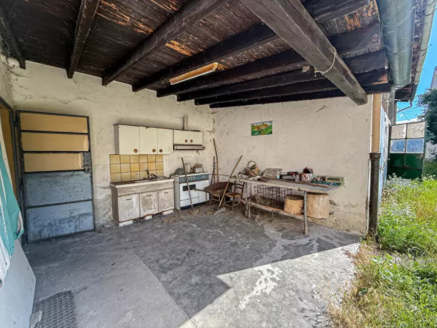 Immagine 17 di Casa indipendente in vendita  a Vernate