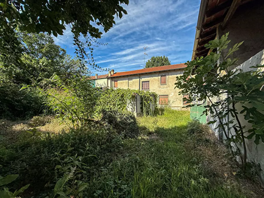 Immagine 19 di Casa indipendente in vendita  a Vernate