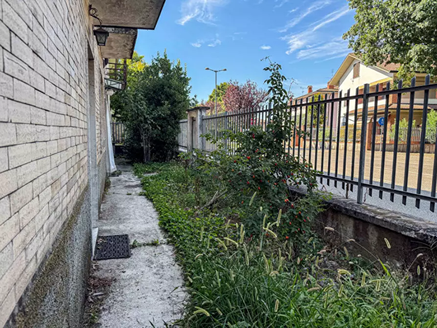 Immagine 28 di Casa indipendente in vendita  a Vernate