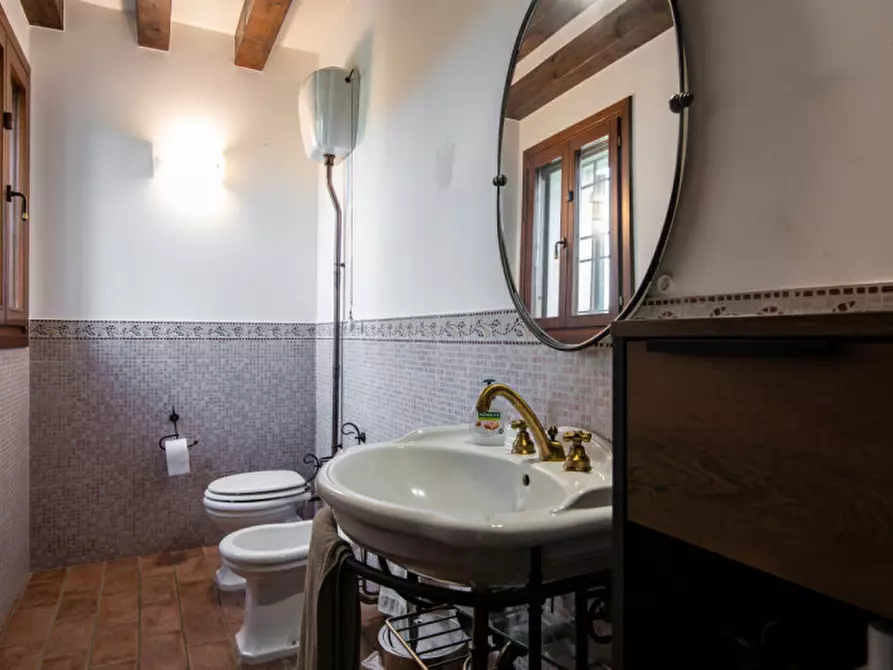 Immagine 9 di Rustico / casale in vendita  in Via Gambina a Este