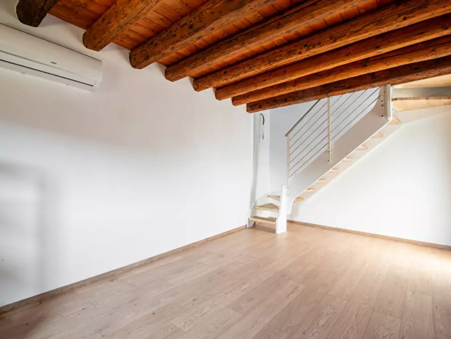 Immagine 14 di Rustico / casale in vendita  in Via Gambina a Este