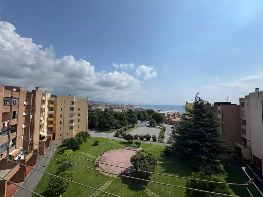 Immagine 6 di Appartamento in vendita  in via Nostra Signora del Monte a Savona