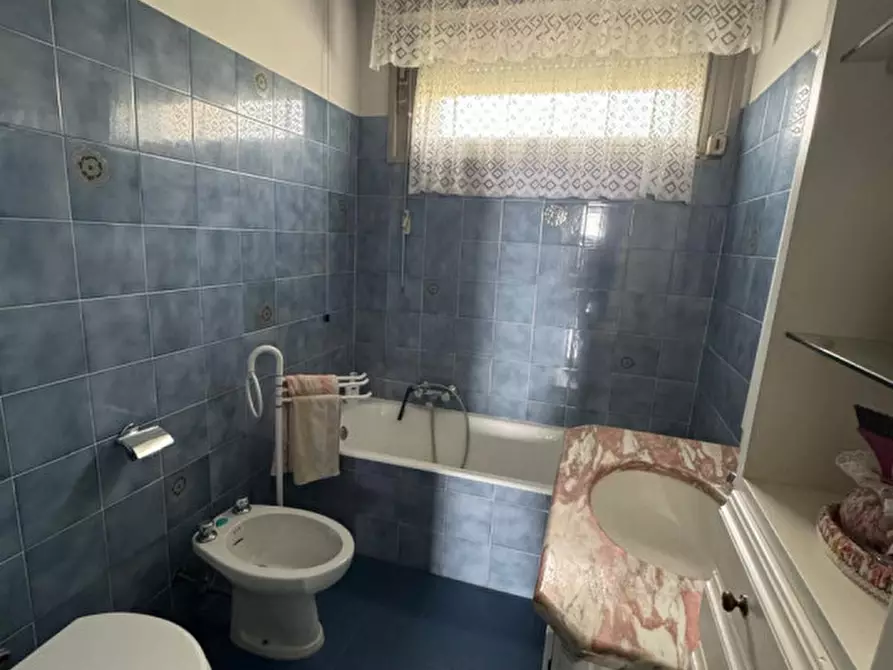 Immagine 11 di Appartamento in vendita  in via Nostra Signora del Monte a Savona