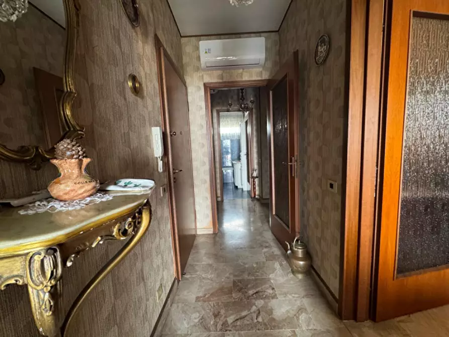 Immagine 13 di Appartamento in vendita  in via Nostra Signora del Monte a Savona