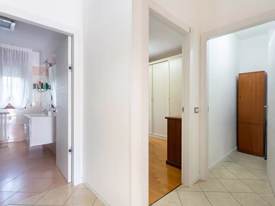 Immagine 7 di Appartamento in vendita  in Zelarino a Venezia