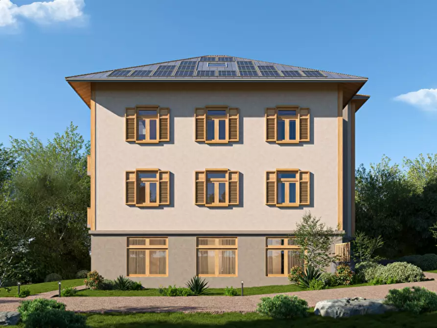 Immagine 2 di Attico in vendita  a Borgo D'anaunia