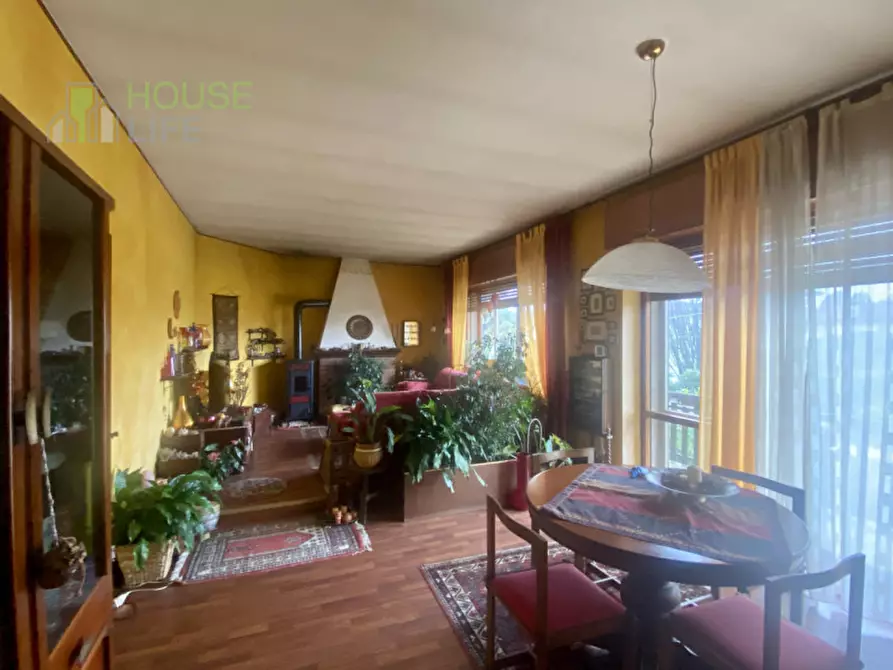 Immagine 12 di Casa bifamiliare in vendita  in VIA CRISPI a Costabissara